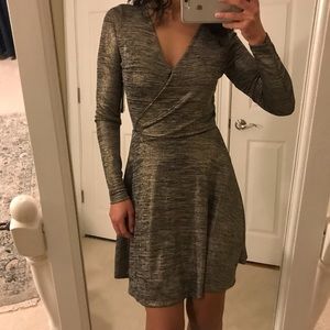 NWT Guess Knee Length Metallic Long Sleeve Dress